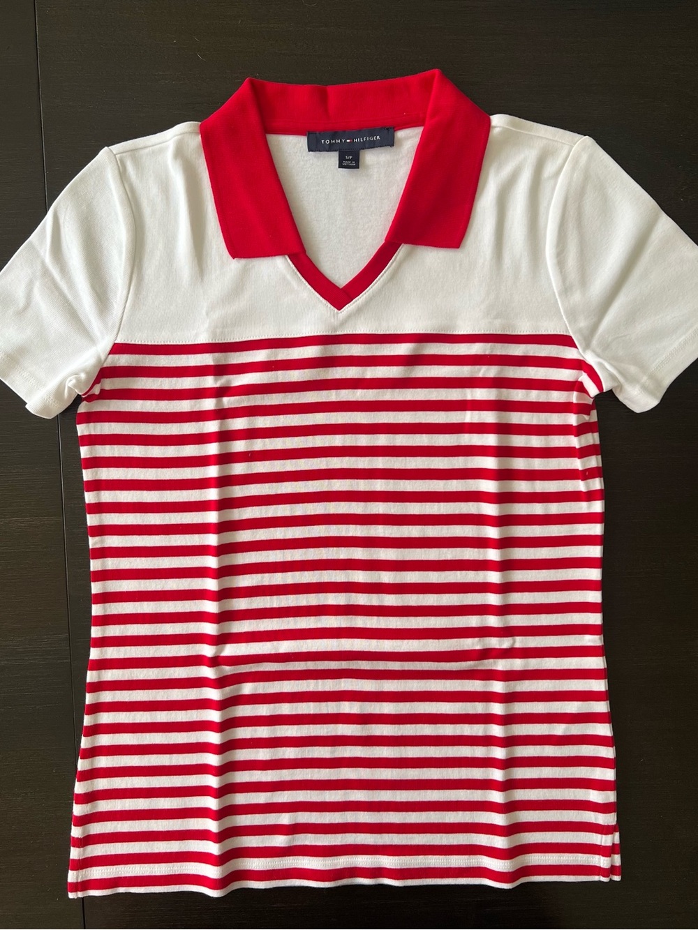 Tommy Hilfiger Women’s White V-Neck Top with Red Collar and Stripe Accents